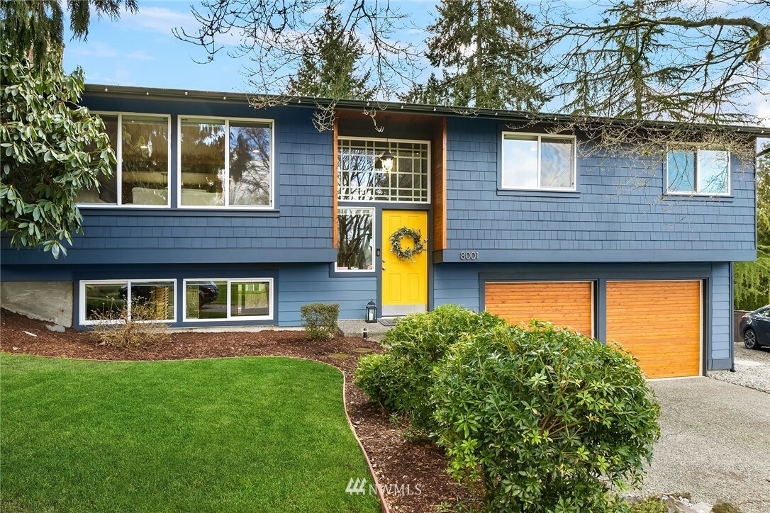 Property Photo:  8001 NE 130th Place  WA 98034 