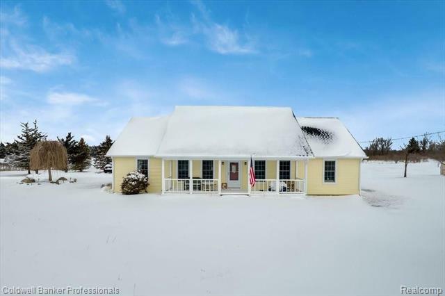 Property Photo: 4060 Merwin Road MI 48446