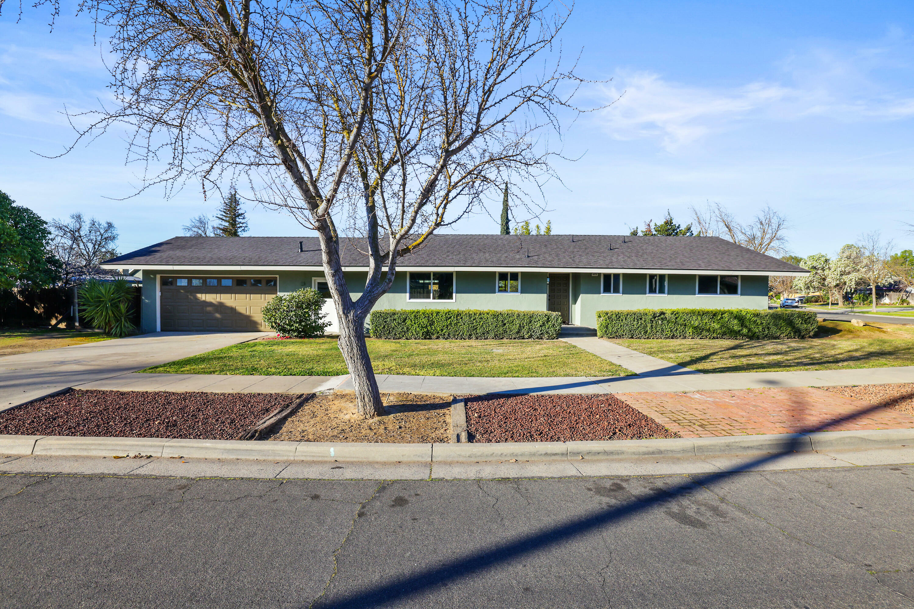 Property Photo:  4475 N Ila Avenue  CA 93705 