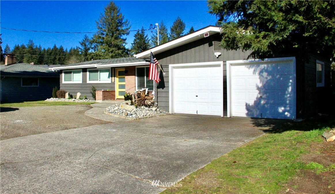 Property Photo:  11701 Old Military Road SW  WA 98498 