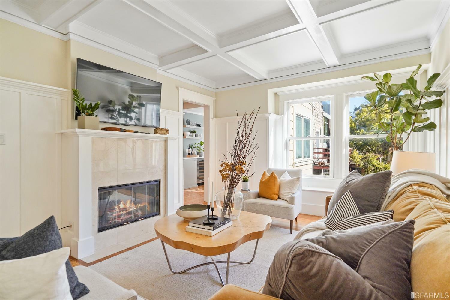 Property Photo:  1112 Cole Street  CA 94117 