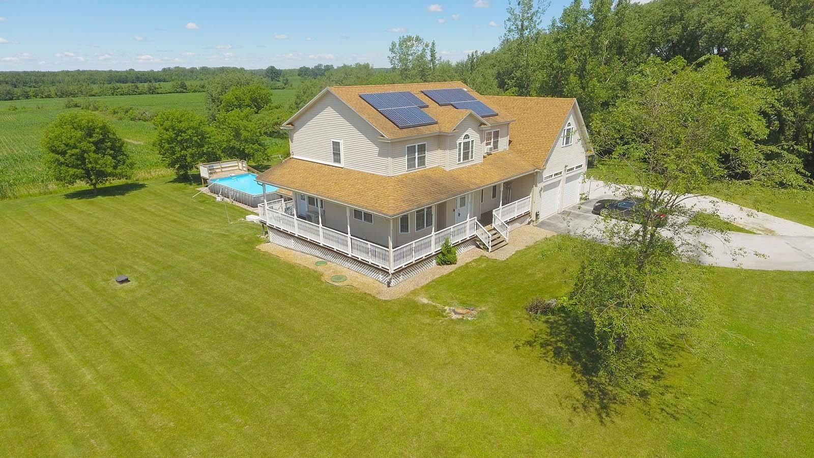 Property Photo: 10 Cedar Ledge VT 05488