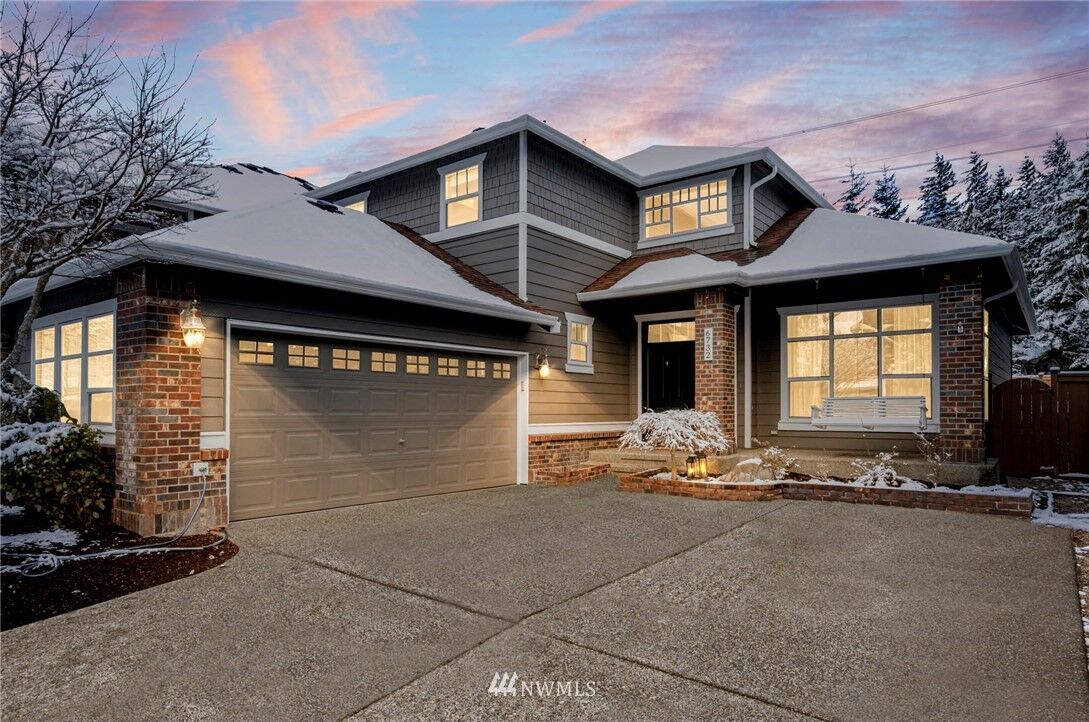 Property Photo: 6732 Crest View Avenue SE WA 98065