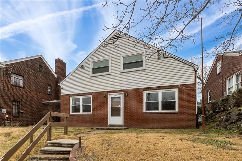Property Photo: 152 Whipple St PA 15218