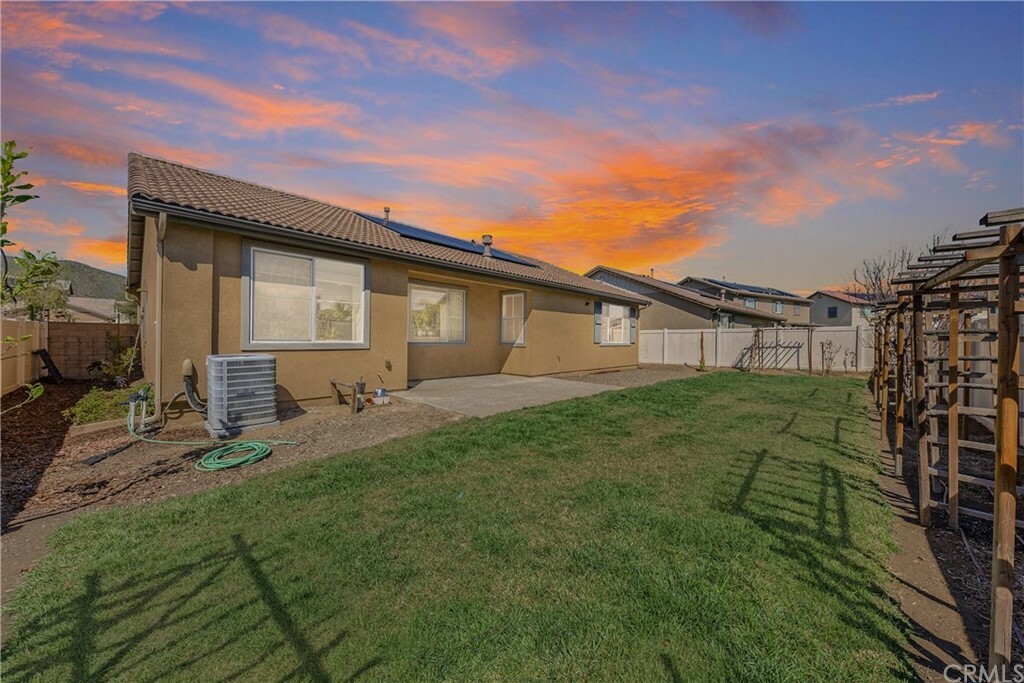 Property Photo:  29195 Abelia Glen Street  CA 92584 