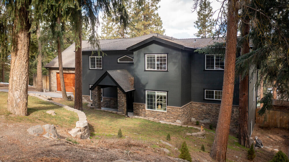 Property Photo:  851 Ponderosa Drive  OR 97601 