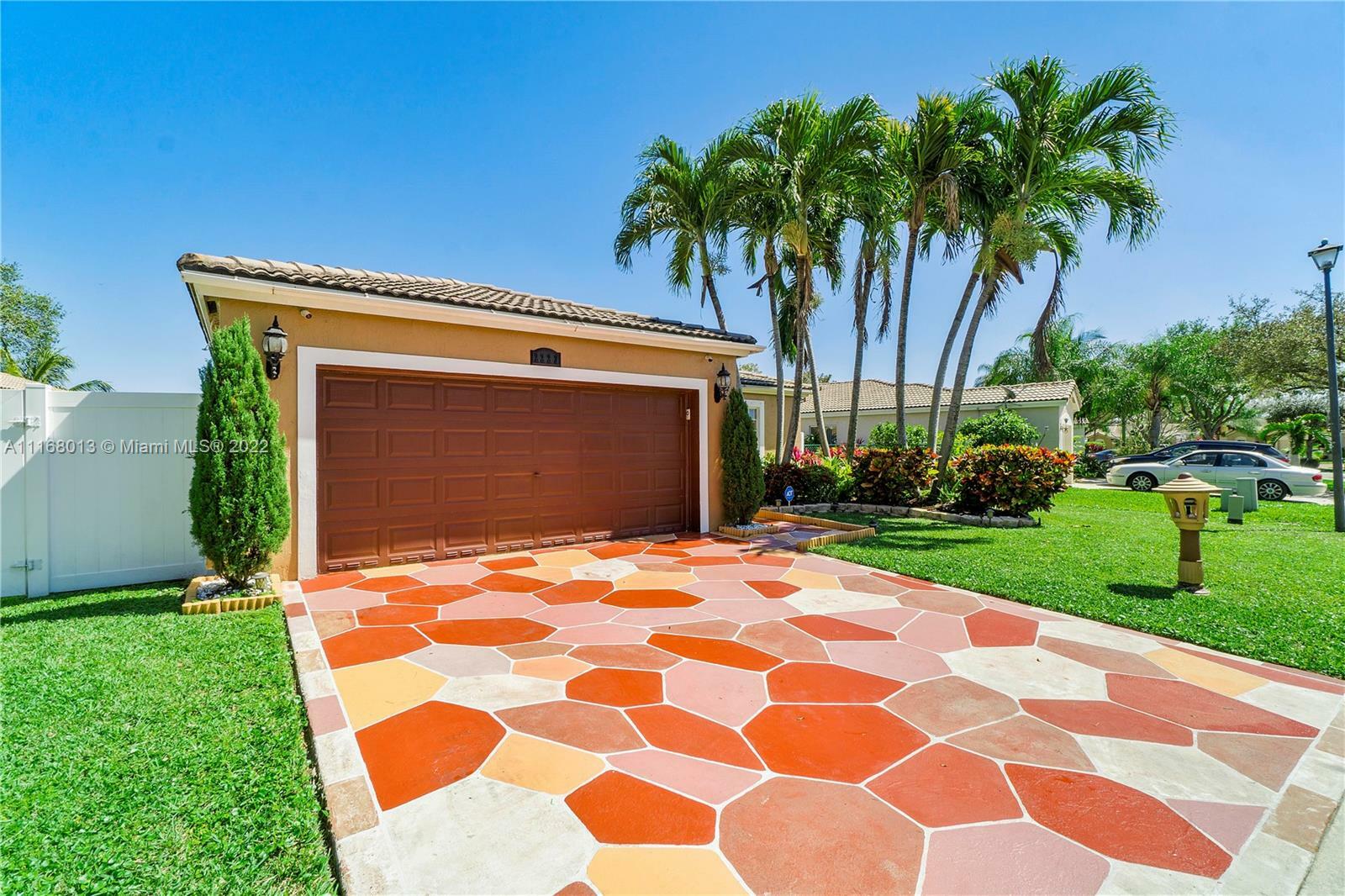 Property Photo:  2223 SW 104th Ave  FL 33025 