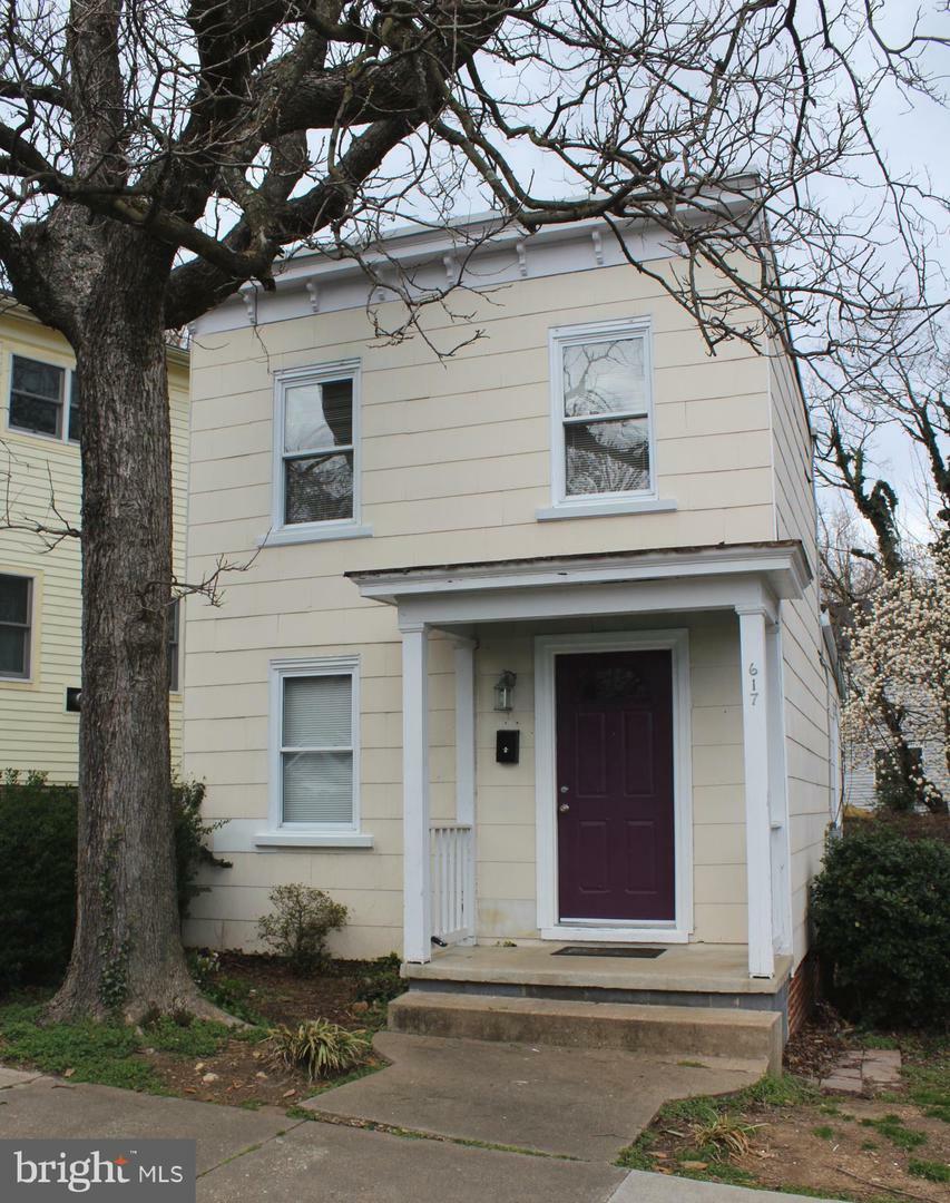 Property Photo:  617 Charlotte Street  VA 22401 