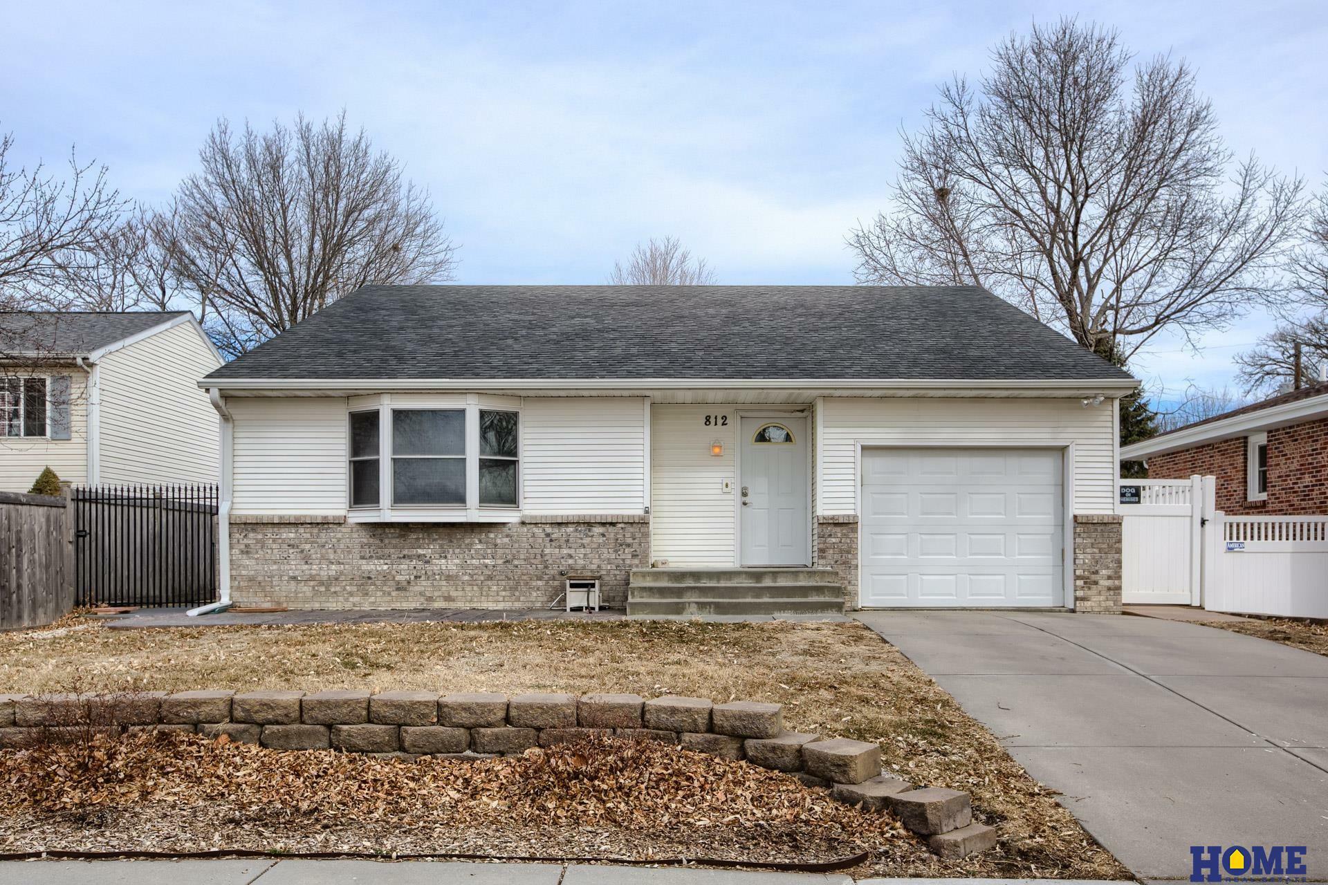 Property Photo:  812 W Garfield  NE 68522 