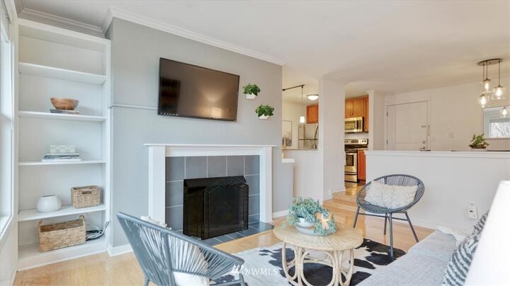 Property Photo:  3901 1st Avenue NW 305  WA 98107 