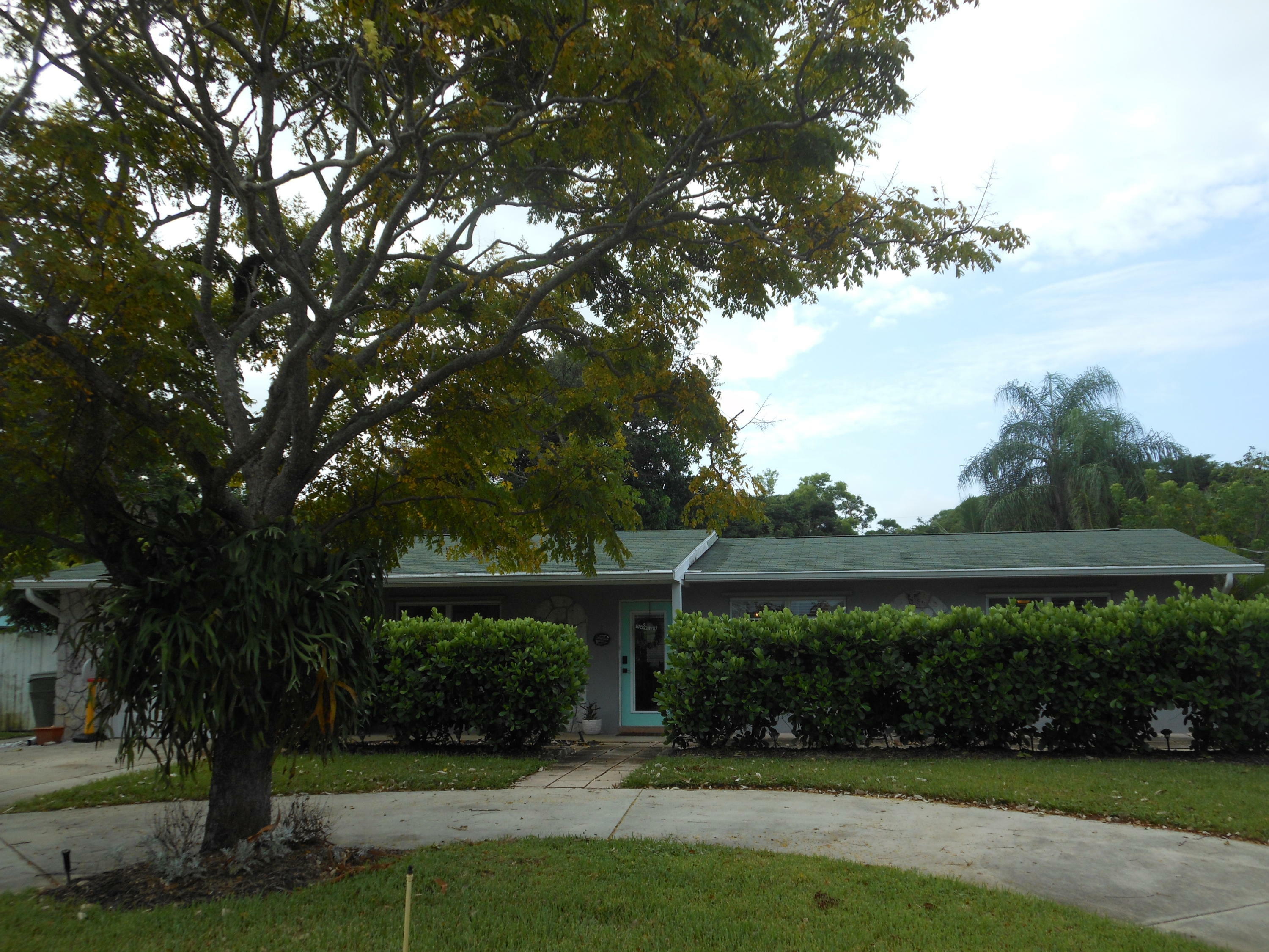 Property Photo:  1480 SE 13th Street  FL 34996 