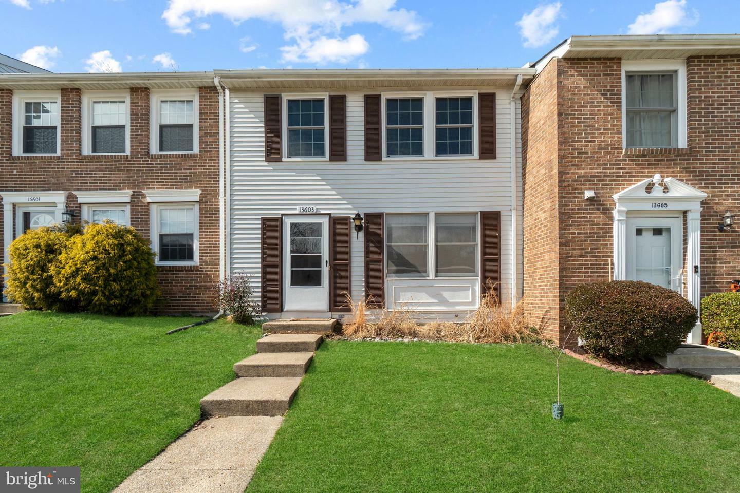 Property Photo:  13603 Bentley Circle  VA 22192 