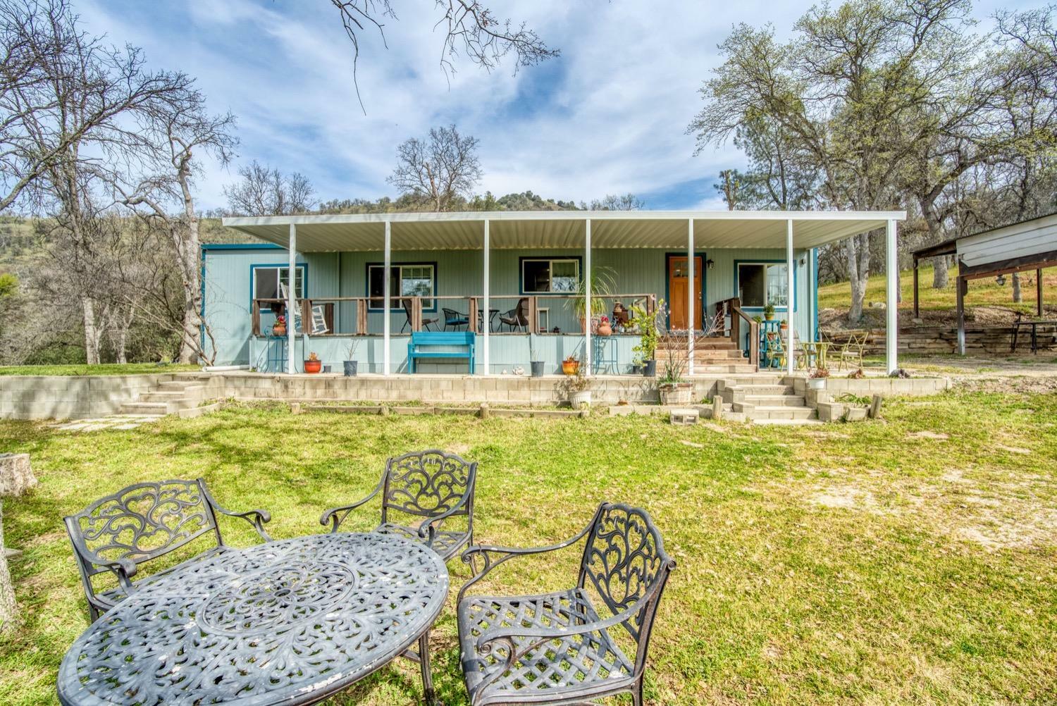 Property Photo:  28608 Burrough Valley North Road  CA 93667 