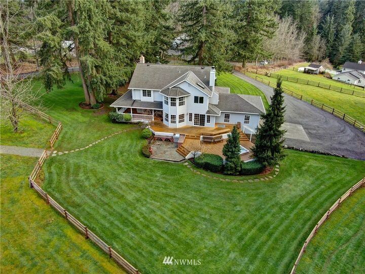 Property Photo: 9807 Waverly Drive WA 98296