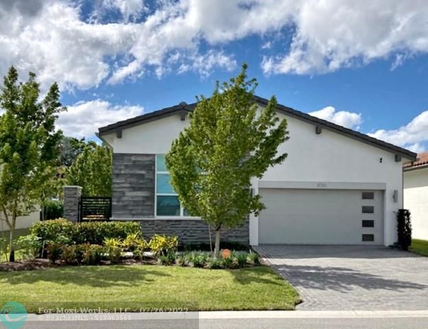 Property Photo: 4761 Marston Ln FL 33467