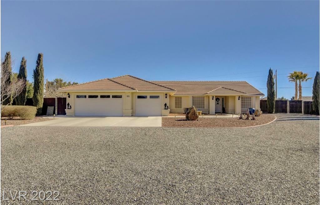 Property Photo: 1951 Blackhorn Street NV 89048