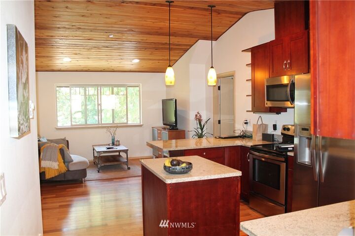 Property Photo: 18410 SE 108th Street WA 98027