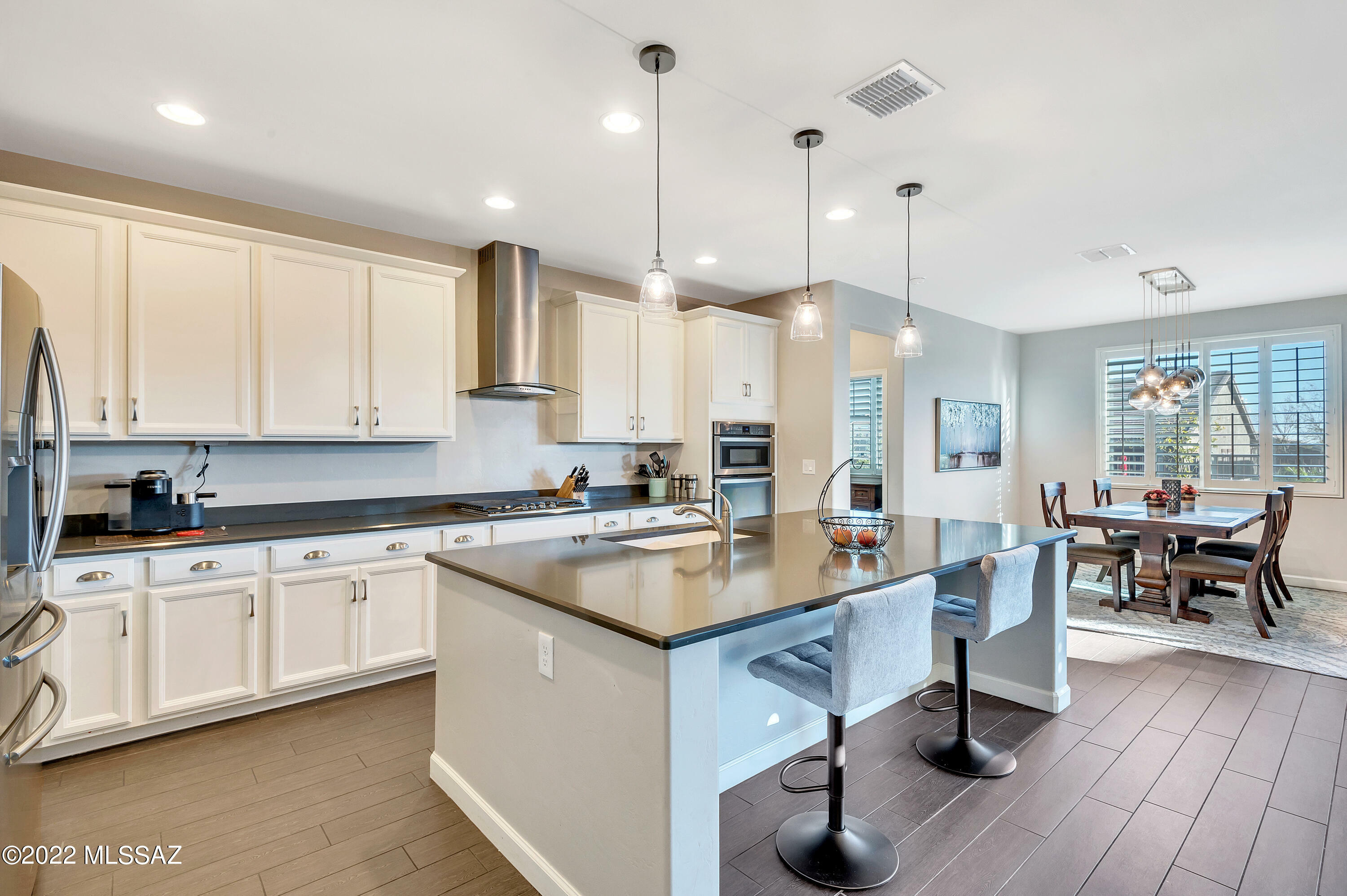 Property Photo: 11012 N Delphinus Street AZ 85742