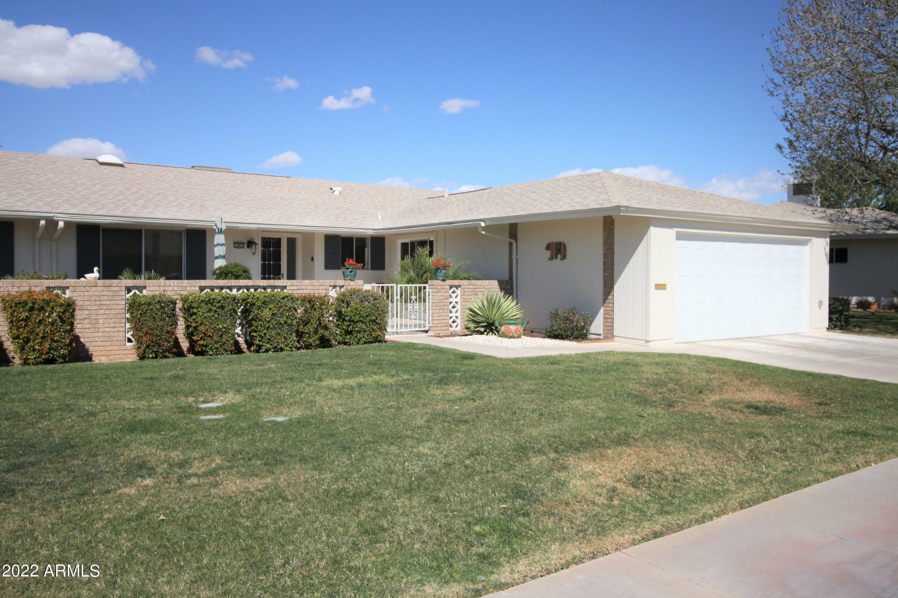 Property Photo: 10423 W El Capitan Circle AZ 85351