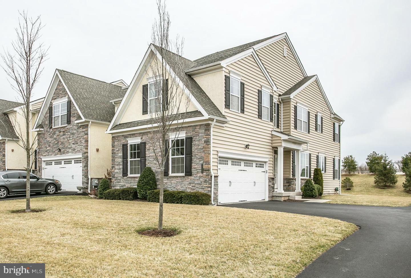 Property Photo:  2019 Pleasant Valley Drive  PA 19446 