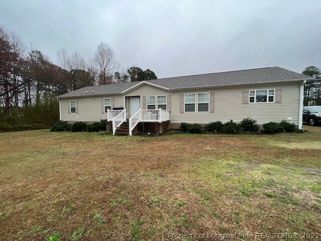 Property Photo: 221 Sandollar Court NC 27332