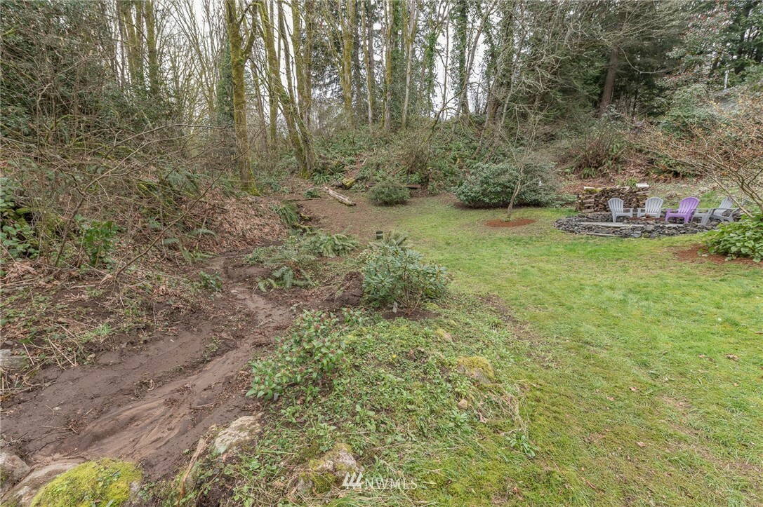 Property Photo:  22815 105th Avenue SW  WA 98070 