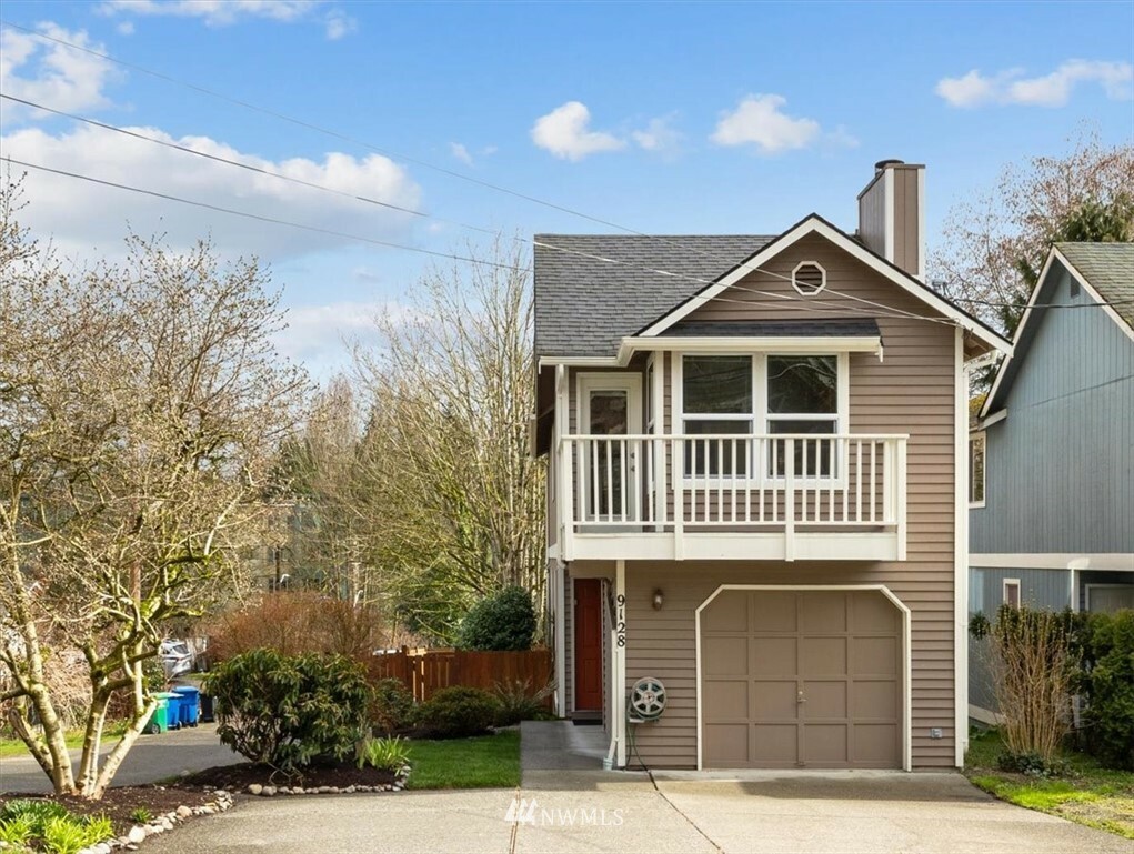 Property Photo:  9128 20th Avenue NE  WA 98115 