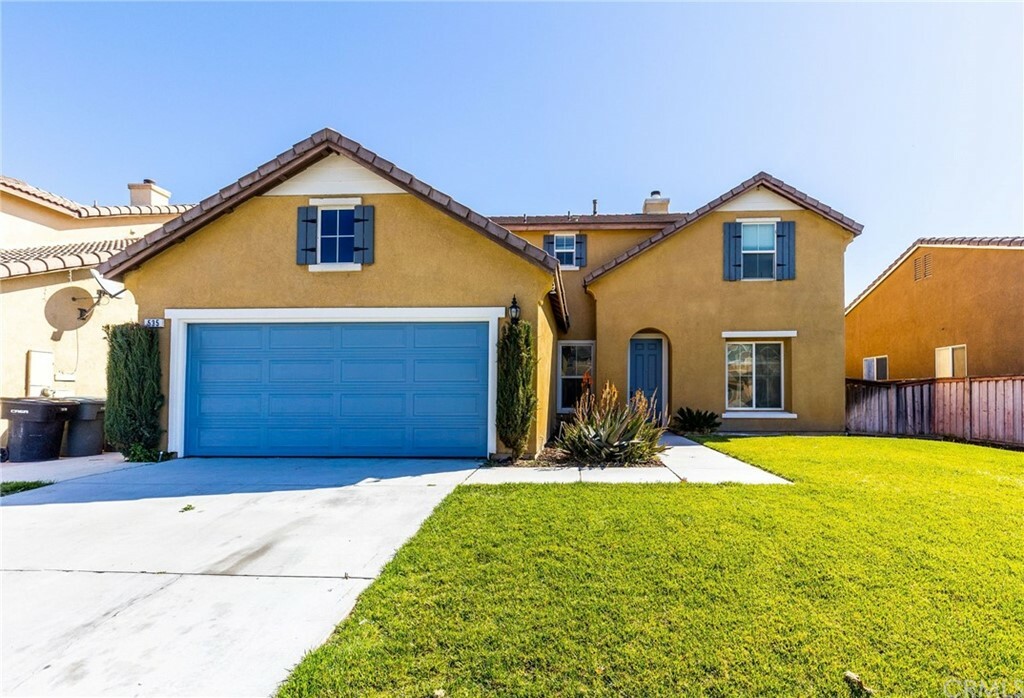 Property Photo:  535 Drake Drive  CA 92582 