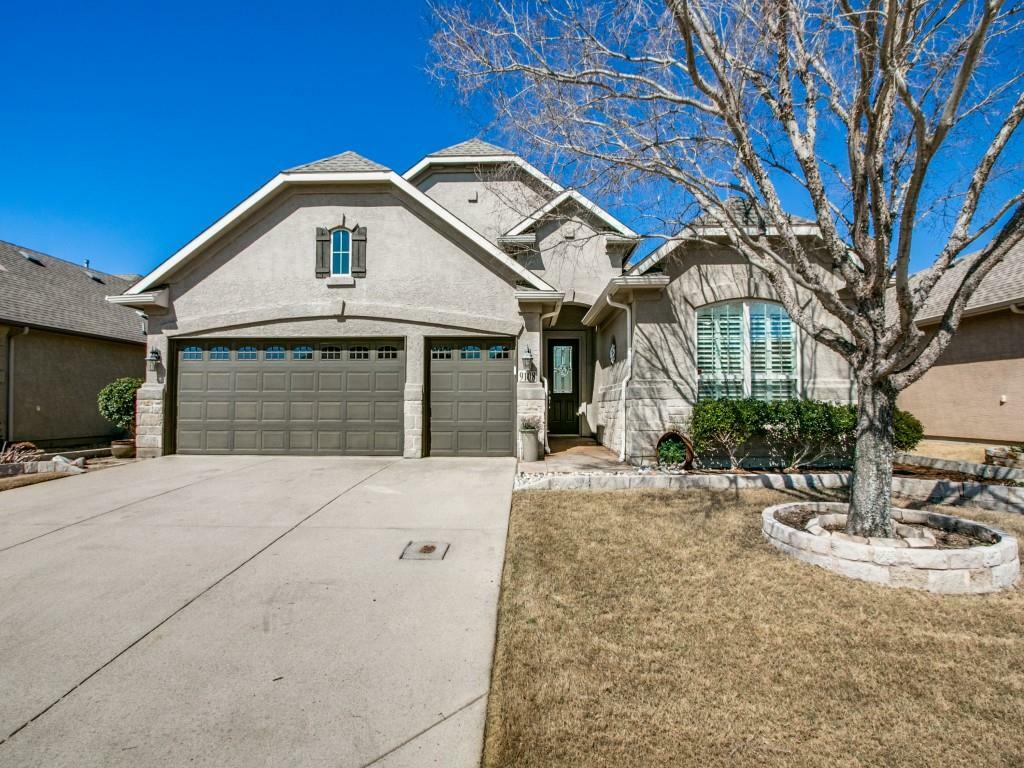 Property Photo: 9108 Bradford Street TX 76207