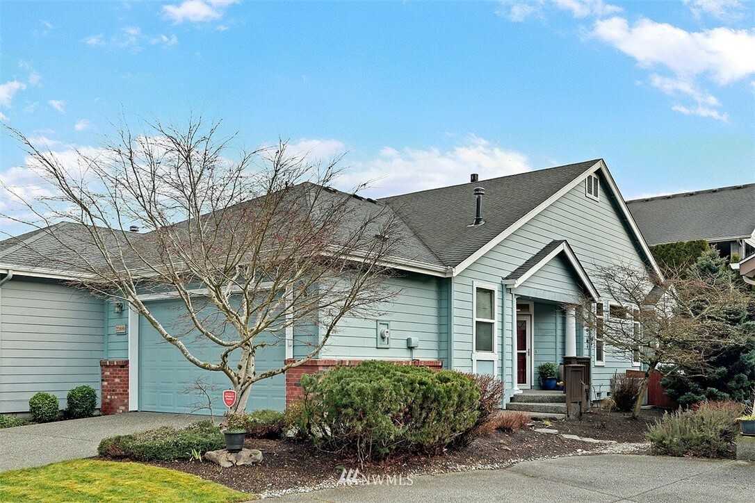 Property Photo:  22899 NE 128th Place  WA 98053 