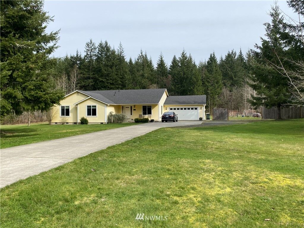 Property Photo:  117 Timberline Lane  WA 98596 