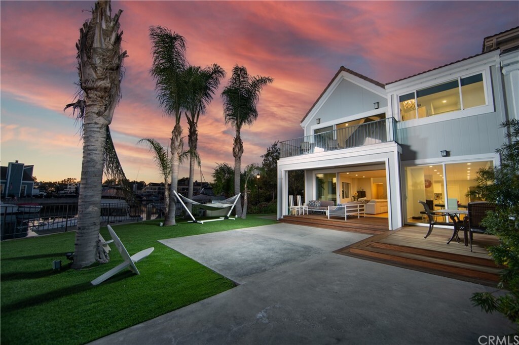 Property Photo:  16122 Bonaire Circle  CA 92649 