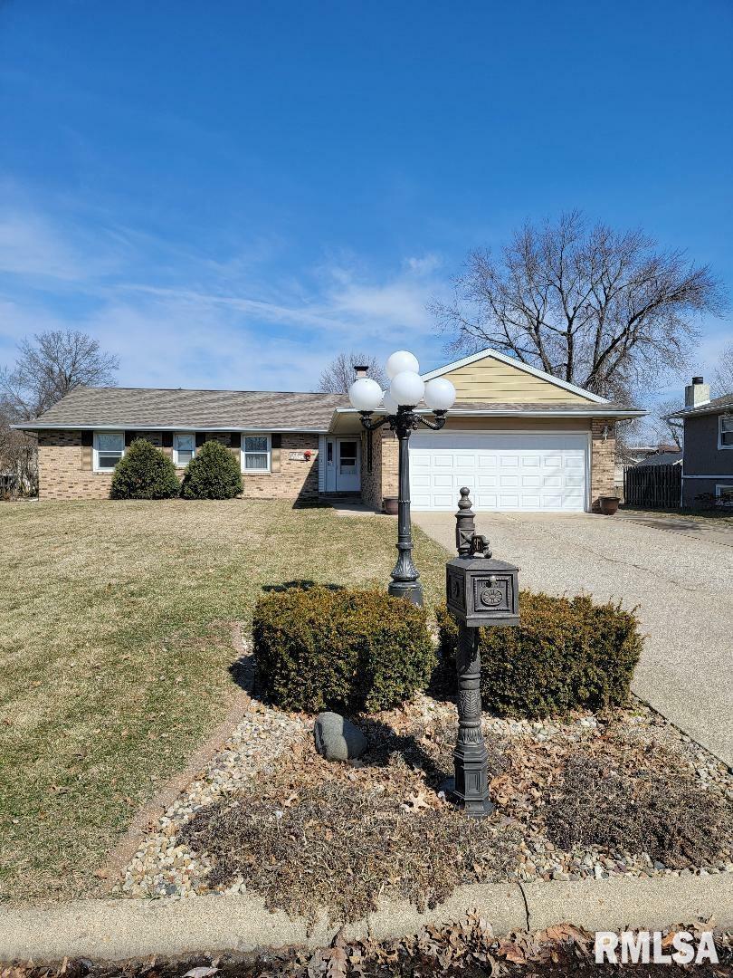 Property Photo:  317 Harvester  IL 61520 