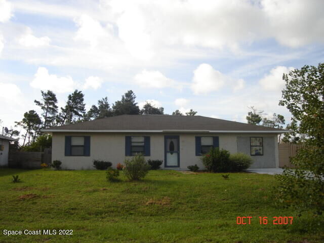 Property Photo:  1658 Wainwright Street SE  FL 32909 