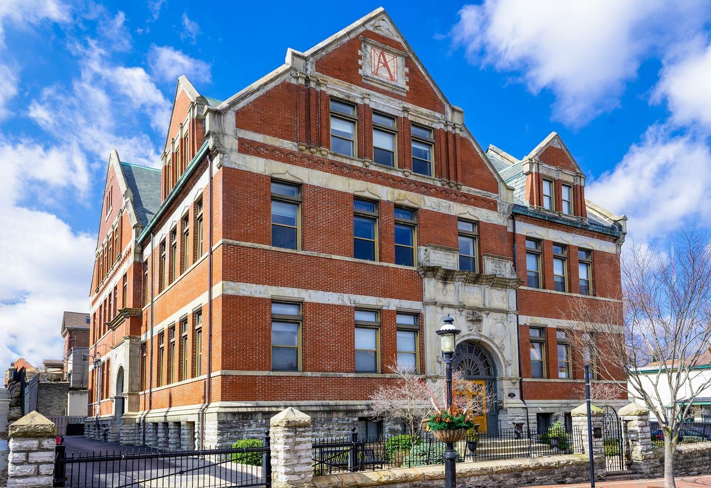 Property Photo: 1125 St Gregory St 303 OH 45202