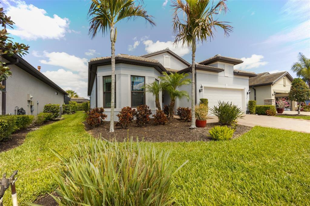 Property Photo:  5972 Snowy Egret Drive  FL 34238 