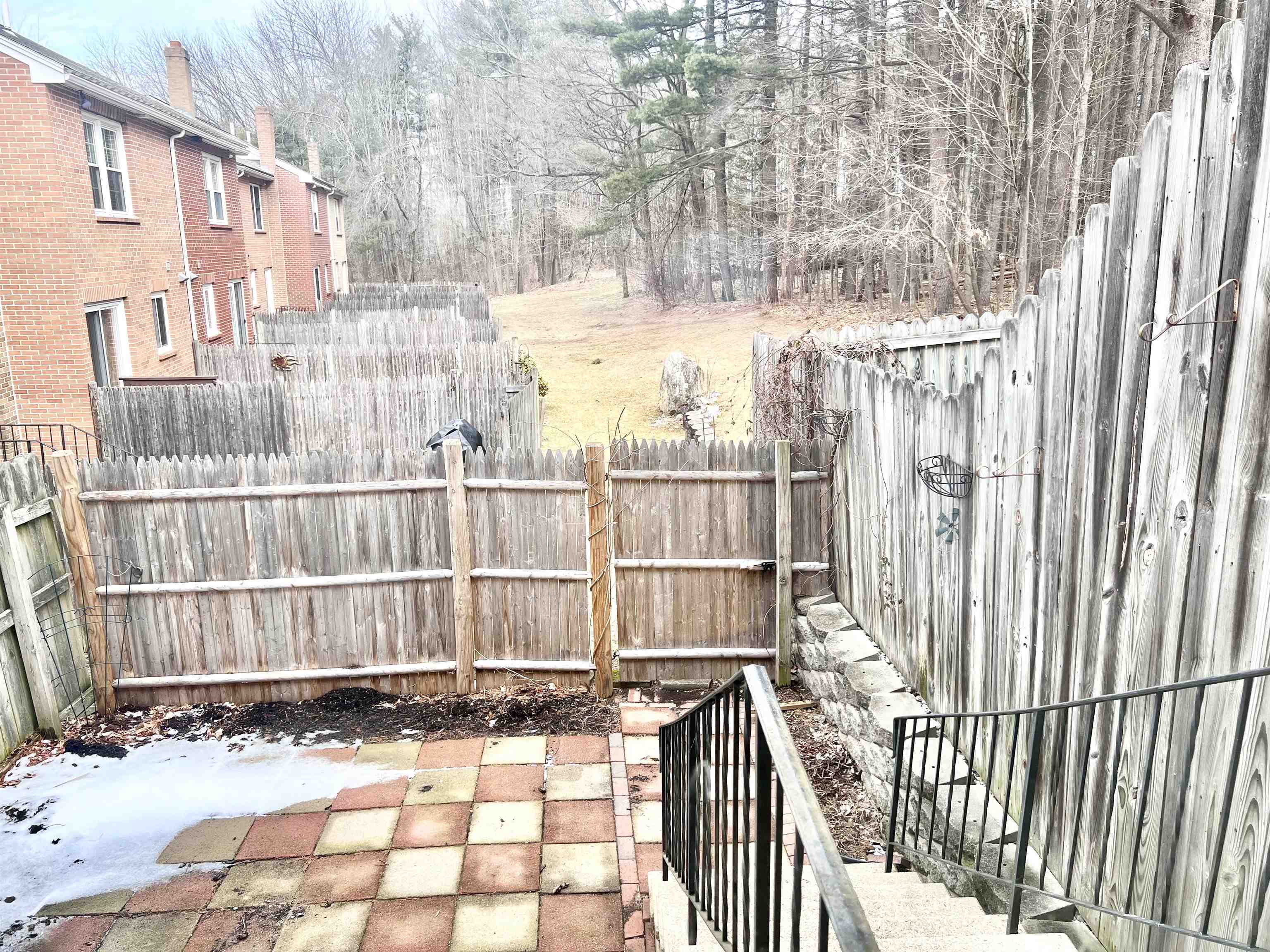 Property Photo: 83 Derryfield Court NH 03104