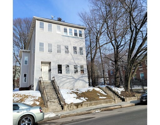 Property Photo:  61 Vernon Street  MA 01610 