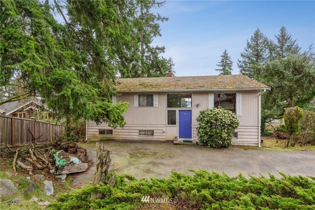 Property Photo:  11028 83rd Avenue NE  WA 98034 