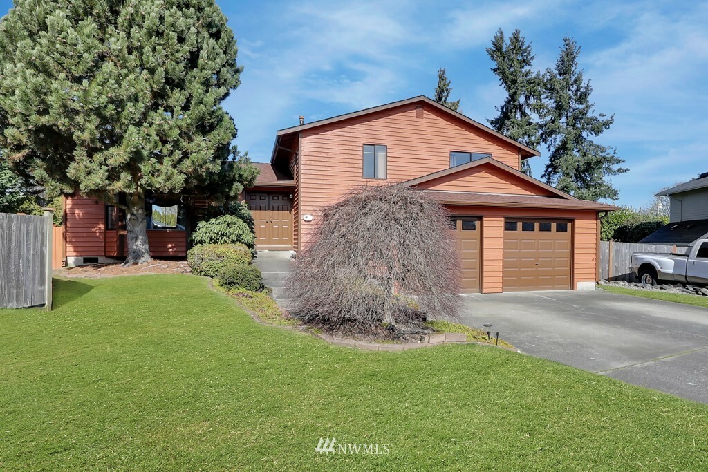 Property Photo:  26005 11th Place S  WA 98198 