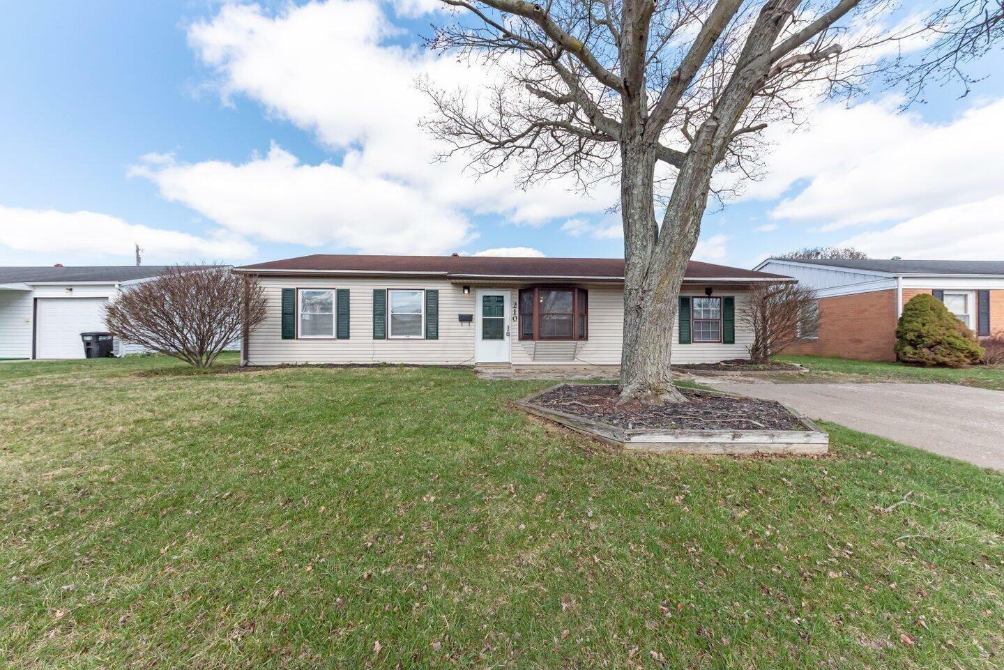 Property Photo: 210 Indianhead Drive OH 43056