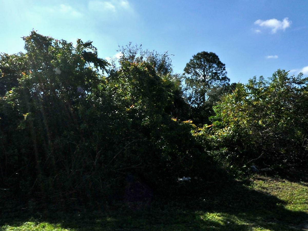 Property Photo:  308 SW Becker Road  FL 34953 