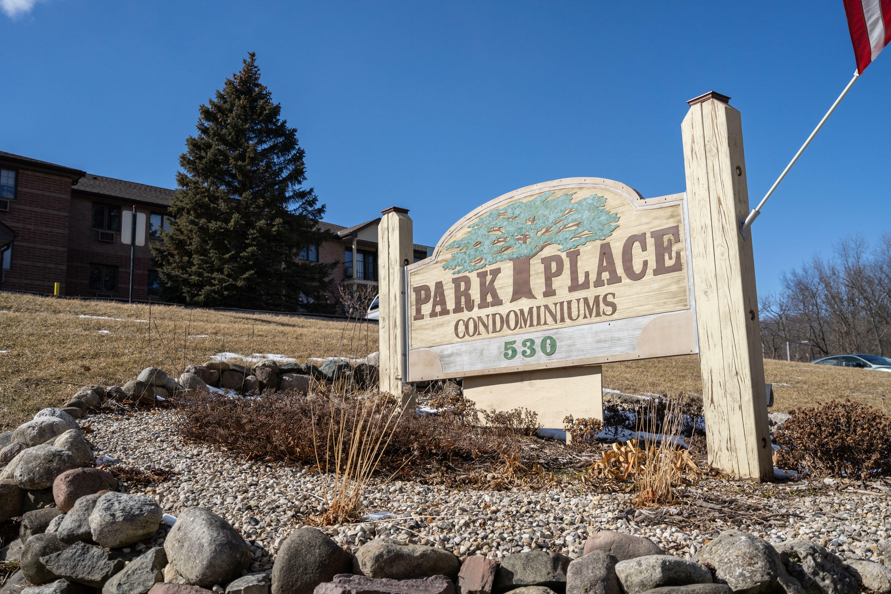 Property Photo: 530 N Silverbrook Dr 222 WI 53090