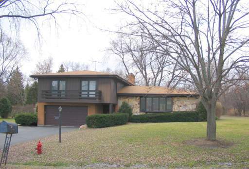 Property Photo:  21178 N Crestview Drive  IL 60010 