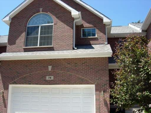 Property Photo:  74 N Leslie Lane 74  IL 60067 