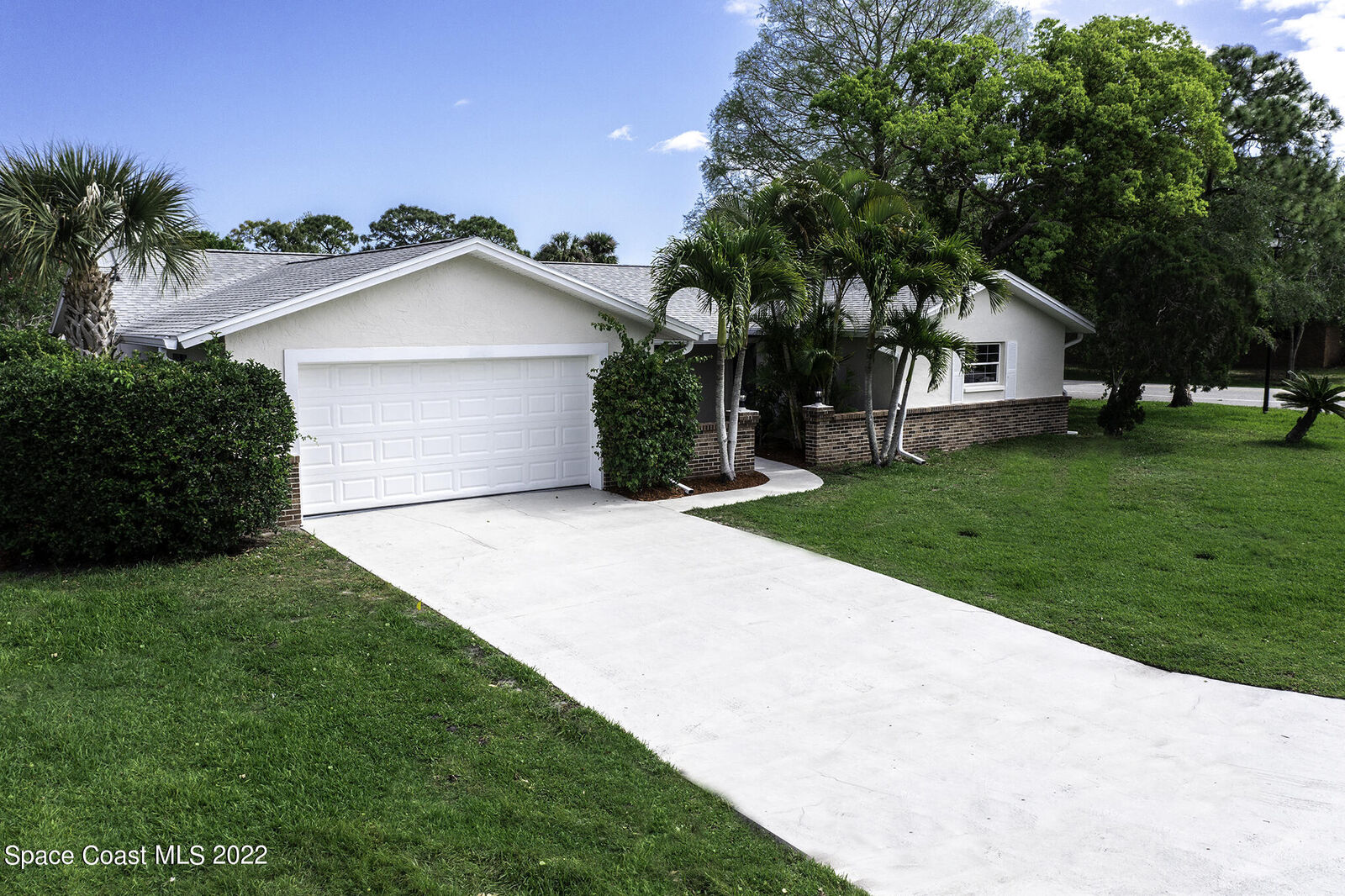 Property Photo: 500 Inverness Avenue FL 32940