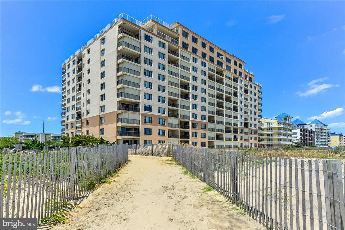 Property Photo:  5801 Atlantic Avenue 502  MD 21842