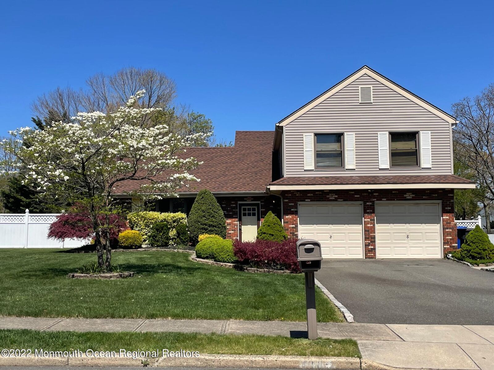 Property Photo:  1100 Carlow Drive  NJ 08753 