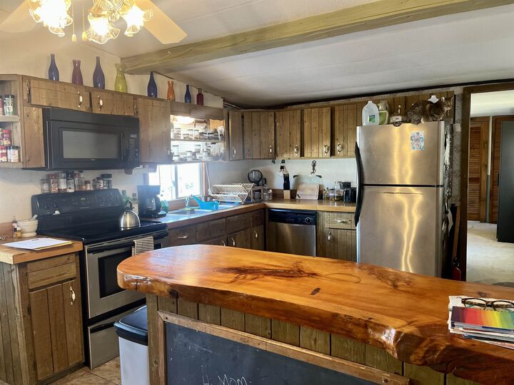 Property Photo:  36 Old Ashby Road  NH 03048 