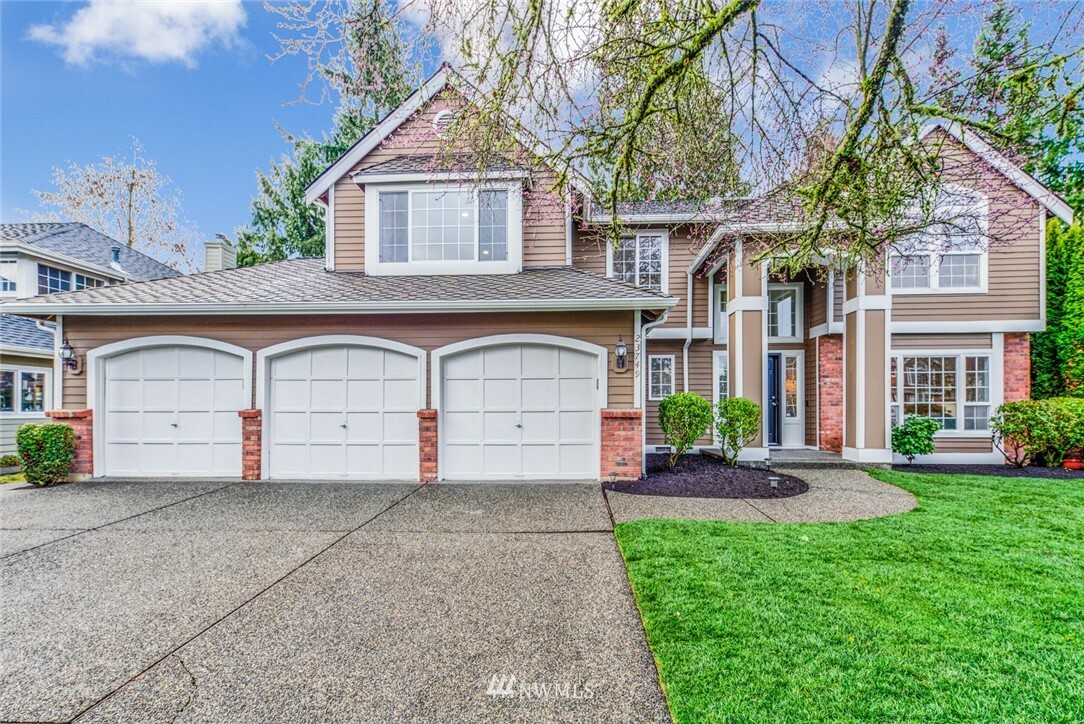 Property Photo:  23749 NE 24th Place  WA 98074 